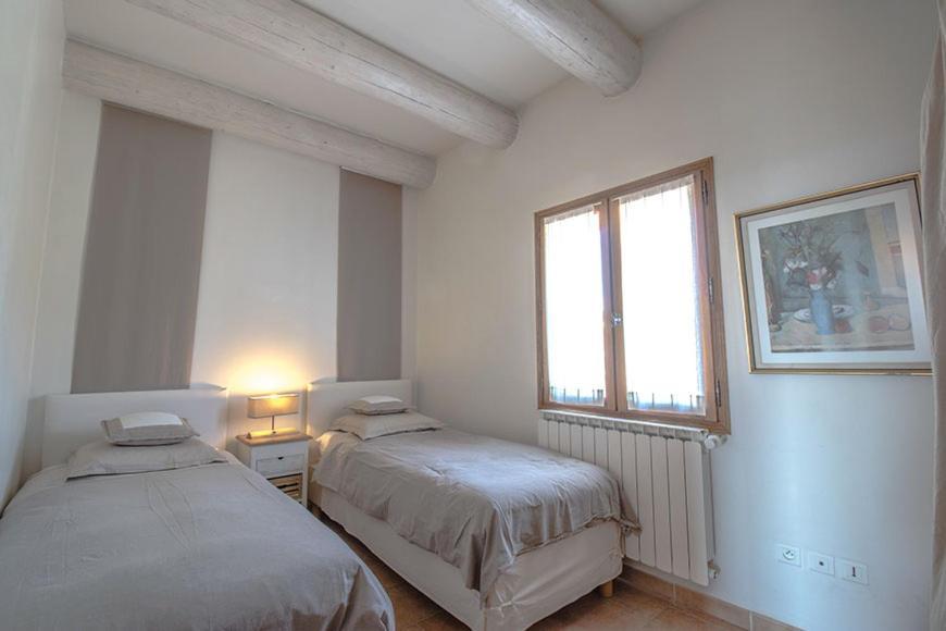 Les Cledes Du Mazel Holiday home Banne