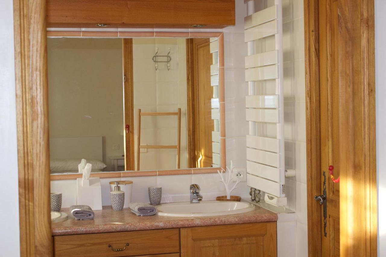 Les Cledes Du Mazel Holiday home Banne